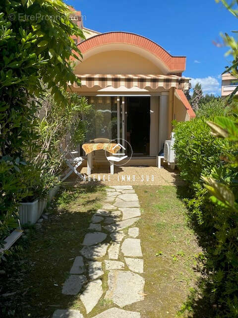 Appartement rez de jardin  antibes - photo 2