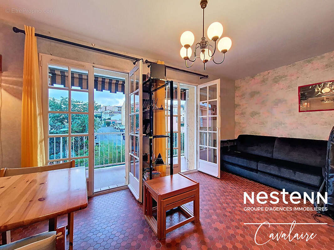 Appartement à LA CROIX-VALMER