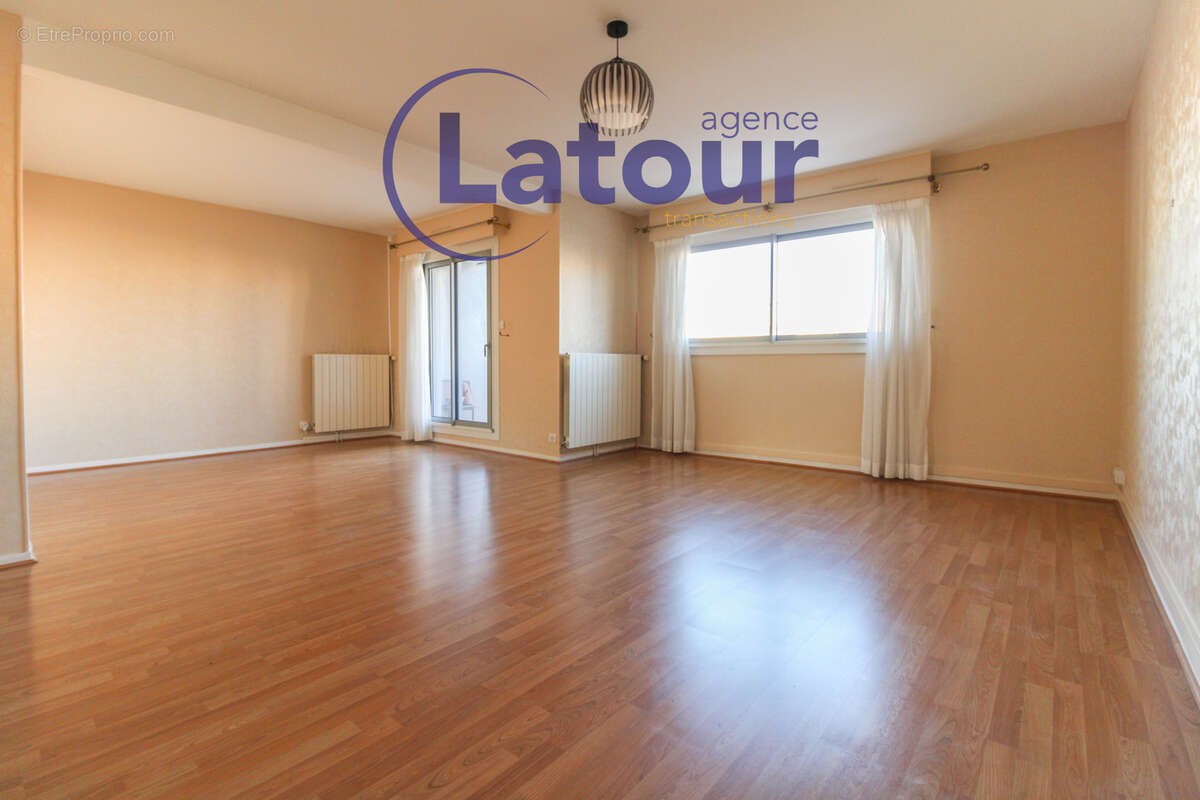 Appartement à DREUX