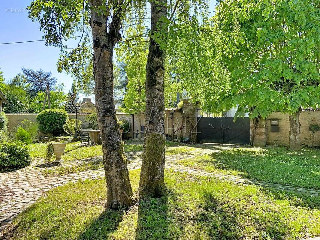 Maison 477 m² à Pacy-Sur-Eure  - photo 3