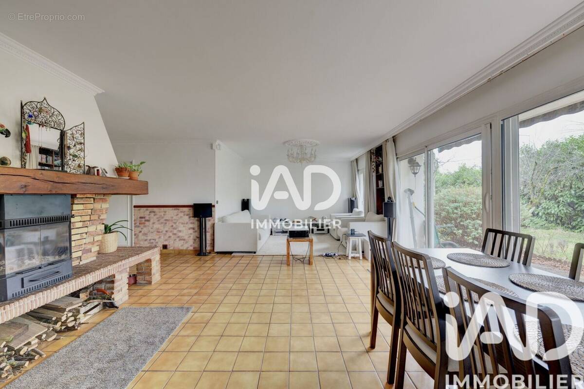 Photo 1 - Maison à NOISY-LE-GRAND