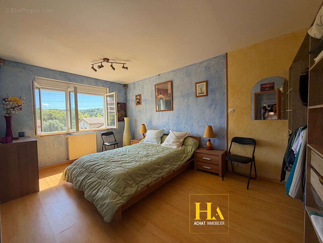 En exclusivite longere atypique 5 pieces de 115m² - photo 10