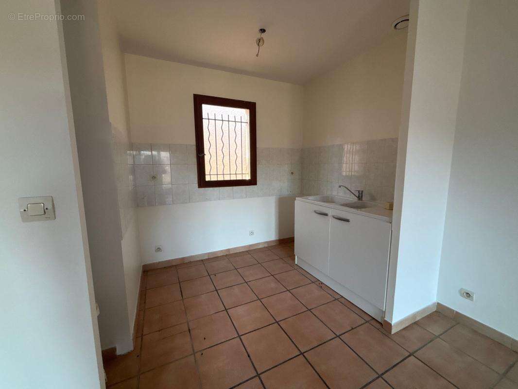 Maison à MALLEMOISSON