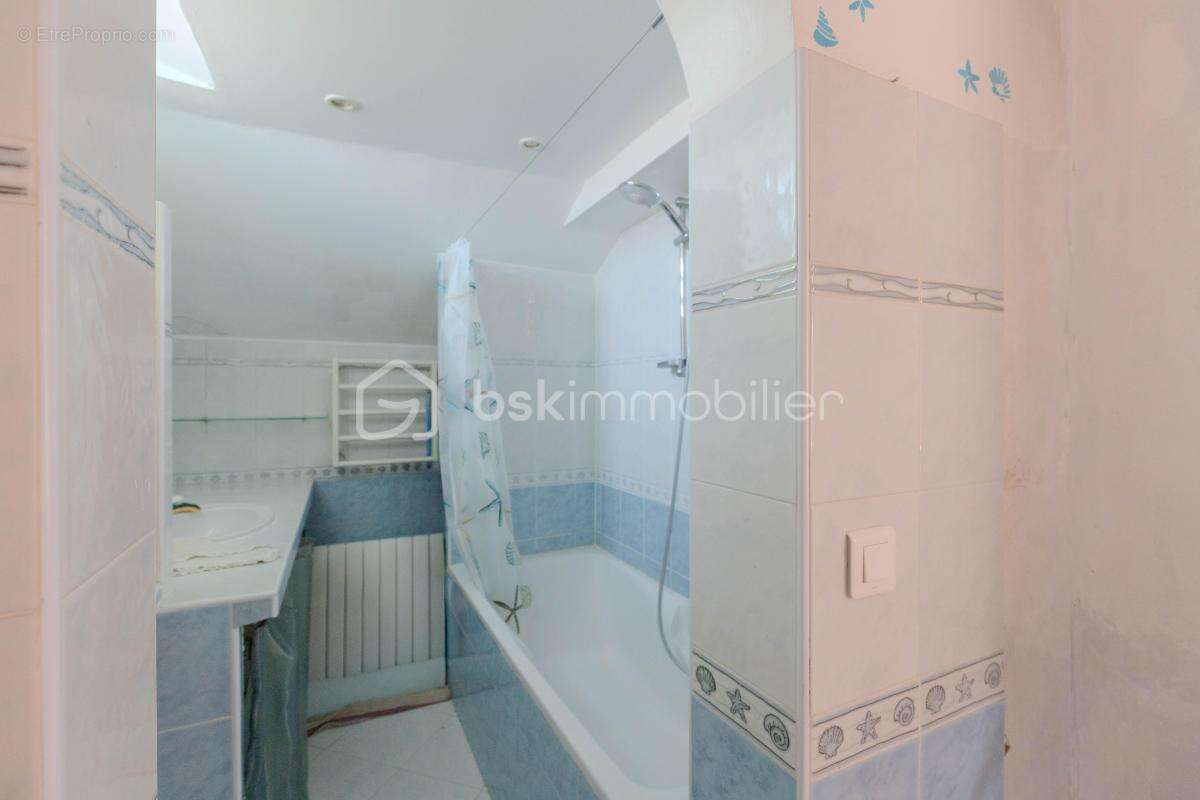 Menton - Val de Gorbio : Propriété vue mer sur terrain de 2 498 m² - photo 9