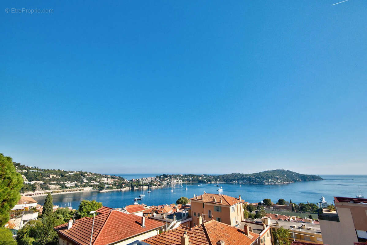 Appartement à VILLEFRANCHE-SUR-MER