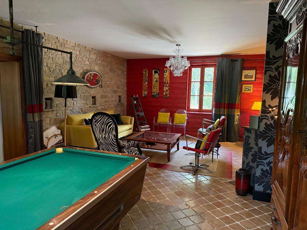Maison à SAINT-MARCEL