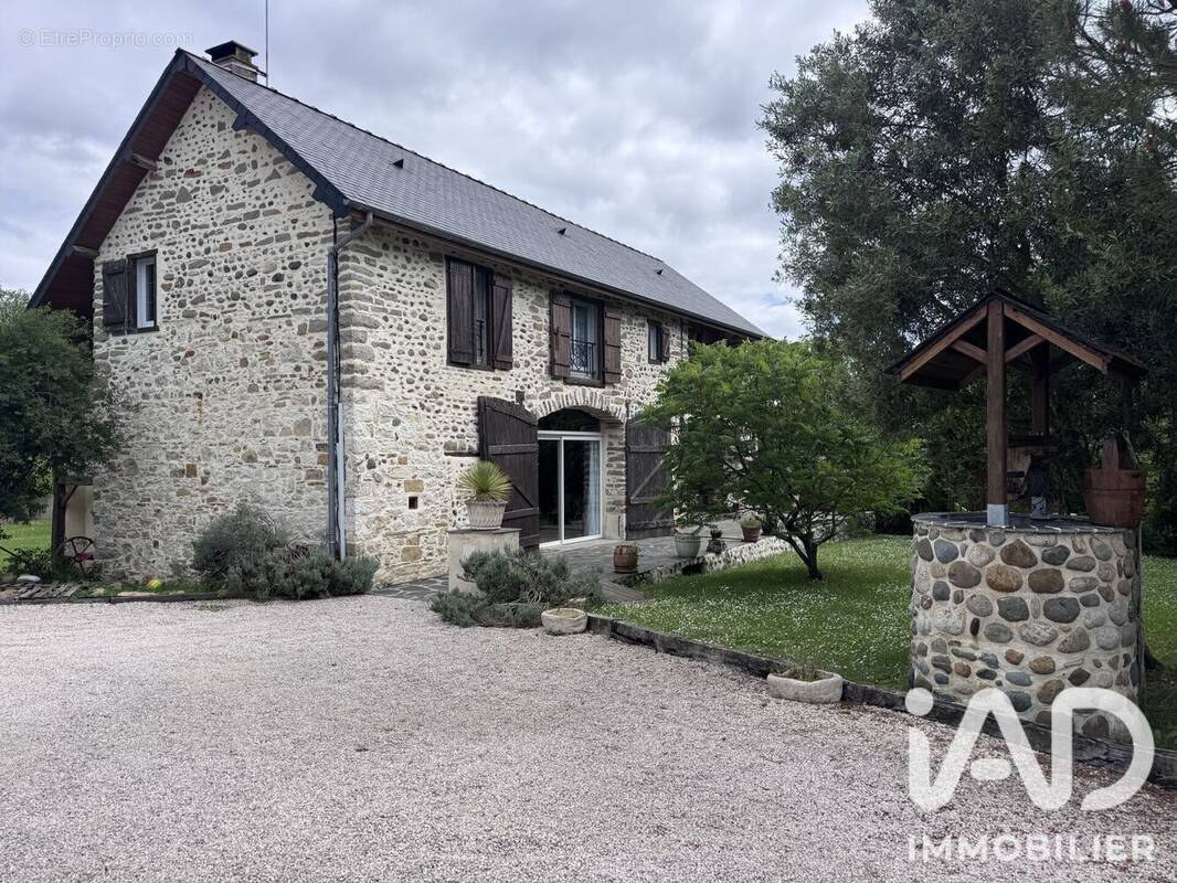 Photo 1 - Maison à ARROS-DE-NAY