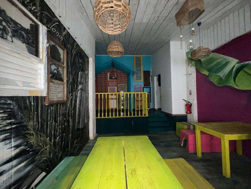 Commerce à FORT-DE-FRANCE