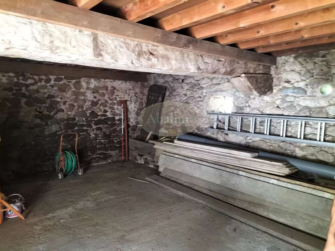 Maison à LOURDIOS-ICHERE