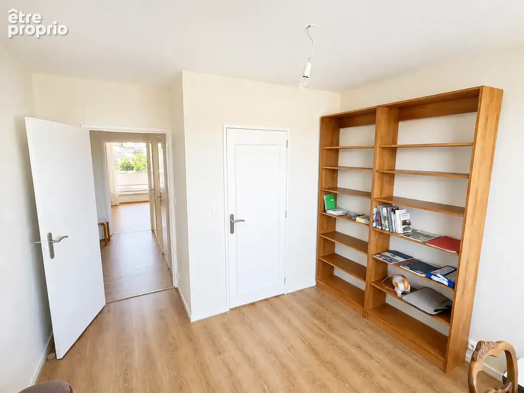 Appartement T5 98,57 m2 en dernier étage avec balcons et parking - photo 11