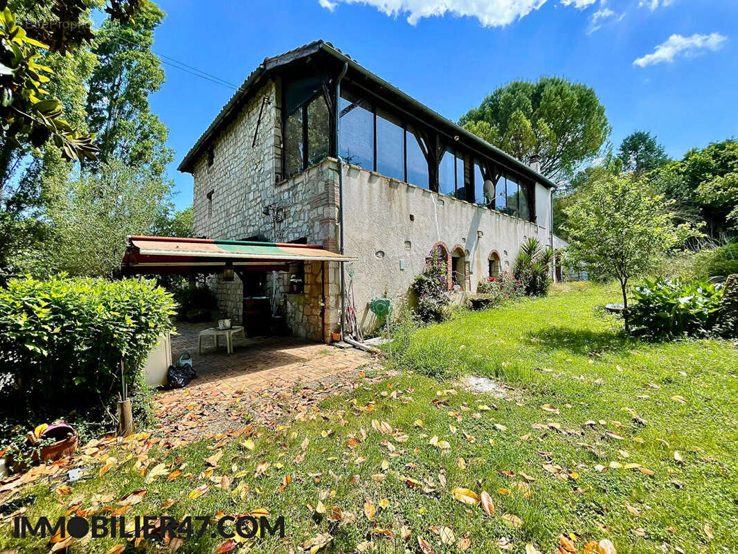 Maison à COLAYRAC-SAINT-CIRQ
