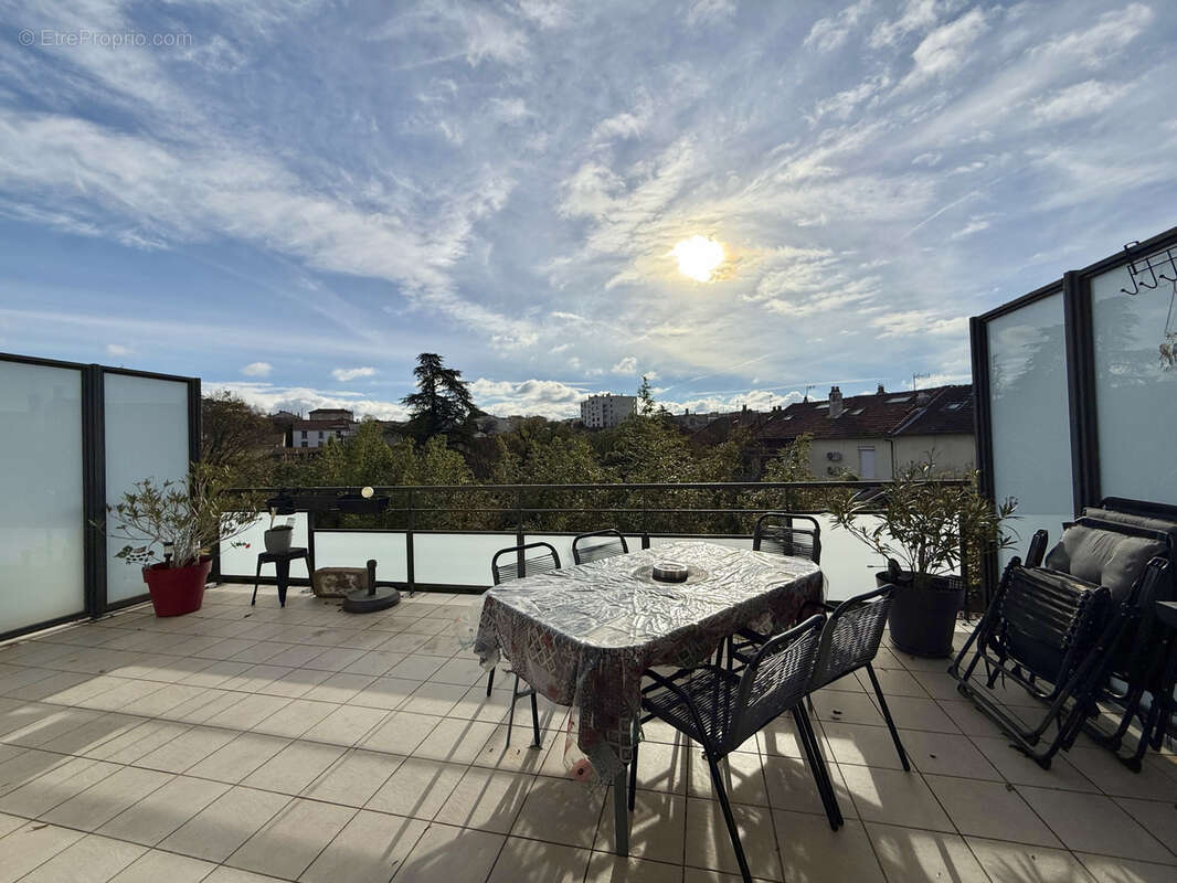 Appartement à BOURG-LES-VALENCE