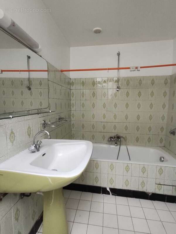 Maison à CHASSENEUIL-SUR-BONNIEURE