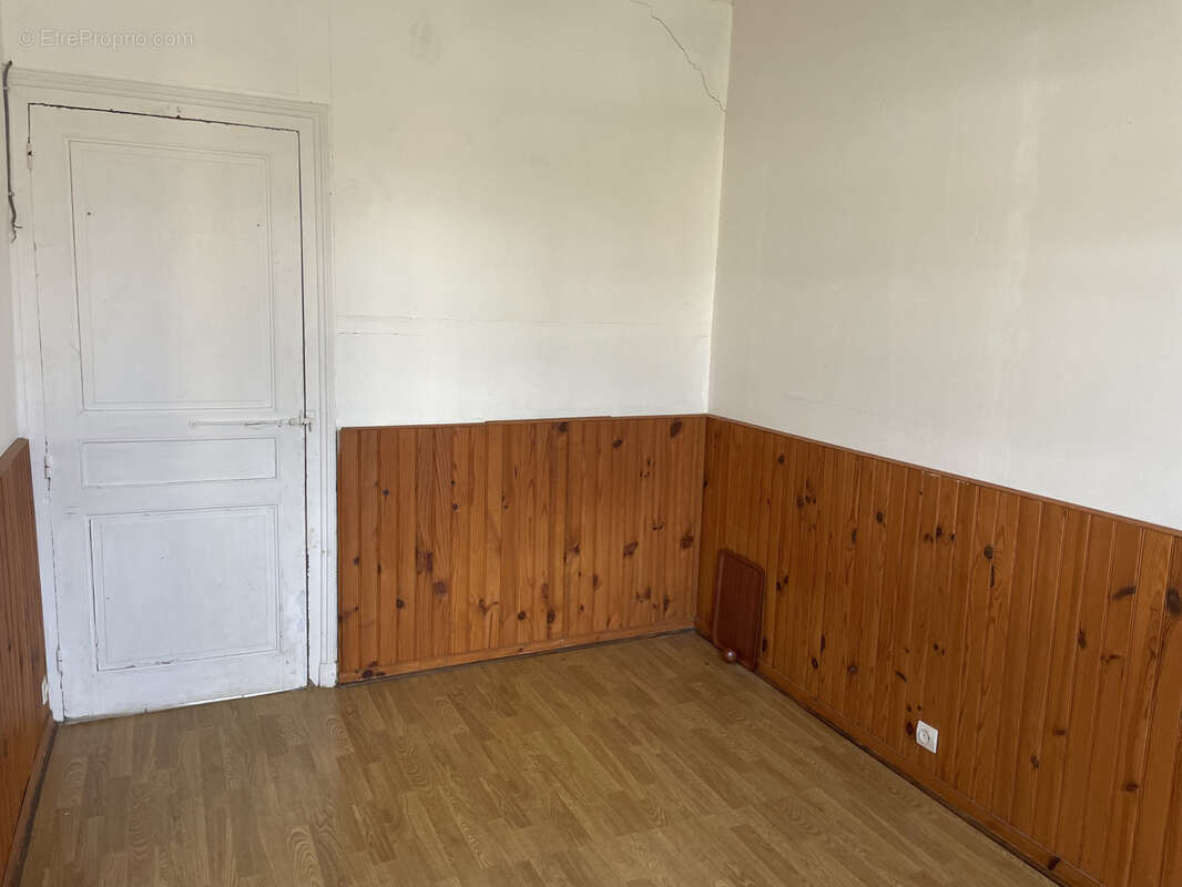 Maison à MARCHEVILLE