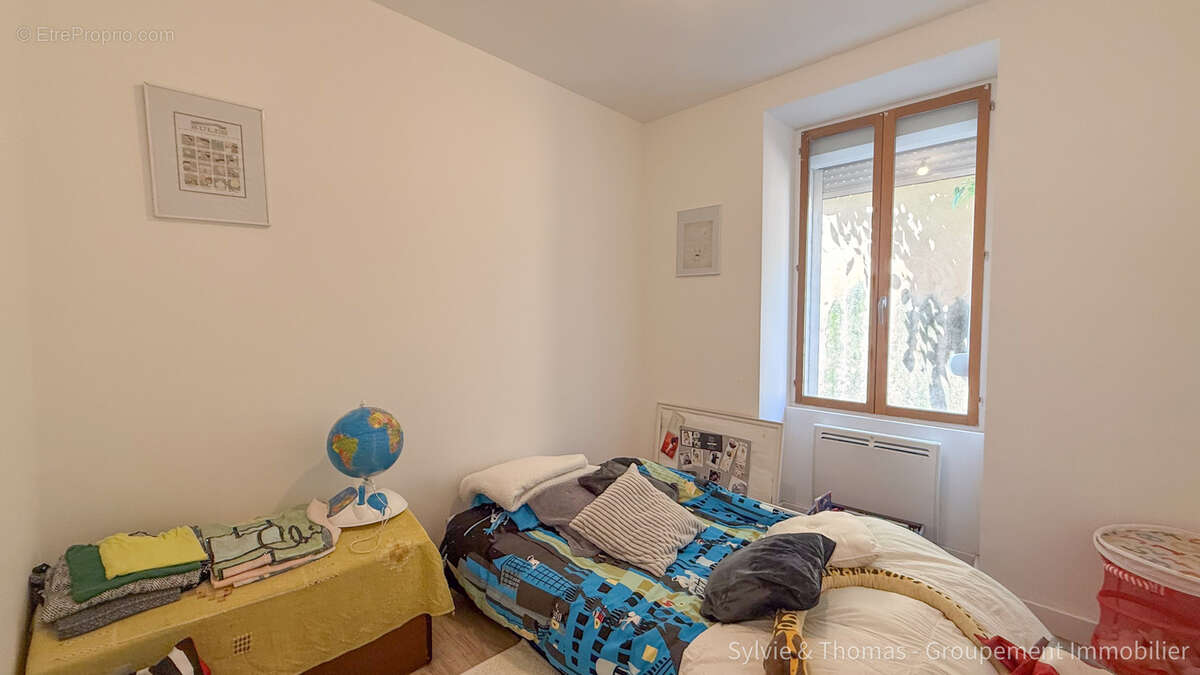 Appartement à CADEROUSSE