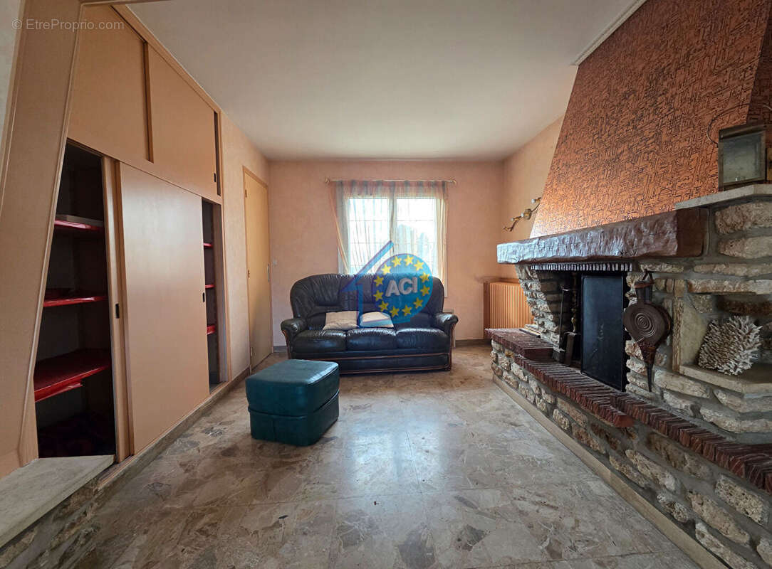 Maison à BREUIL-BOIS-ROBERT