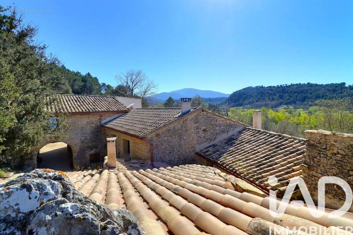 Photo 2 - Maison à ENTRECHAUX