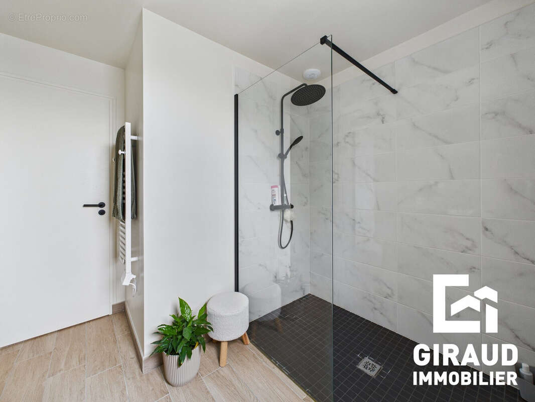 Maison à FONTENAY-LE-COMTE