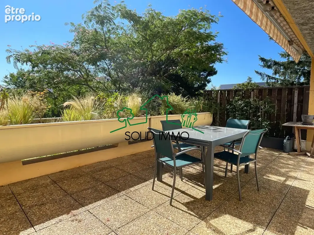 Spacieux T4 de 111 m2 avec terrasse sur la commune de Guilherand Granges 07500 - photo 2