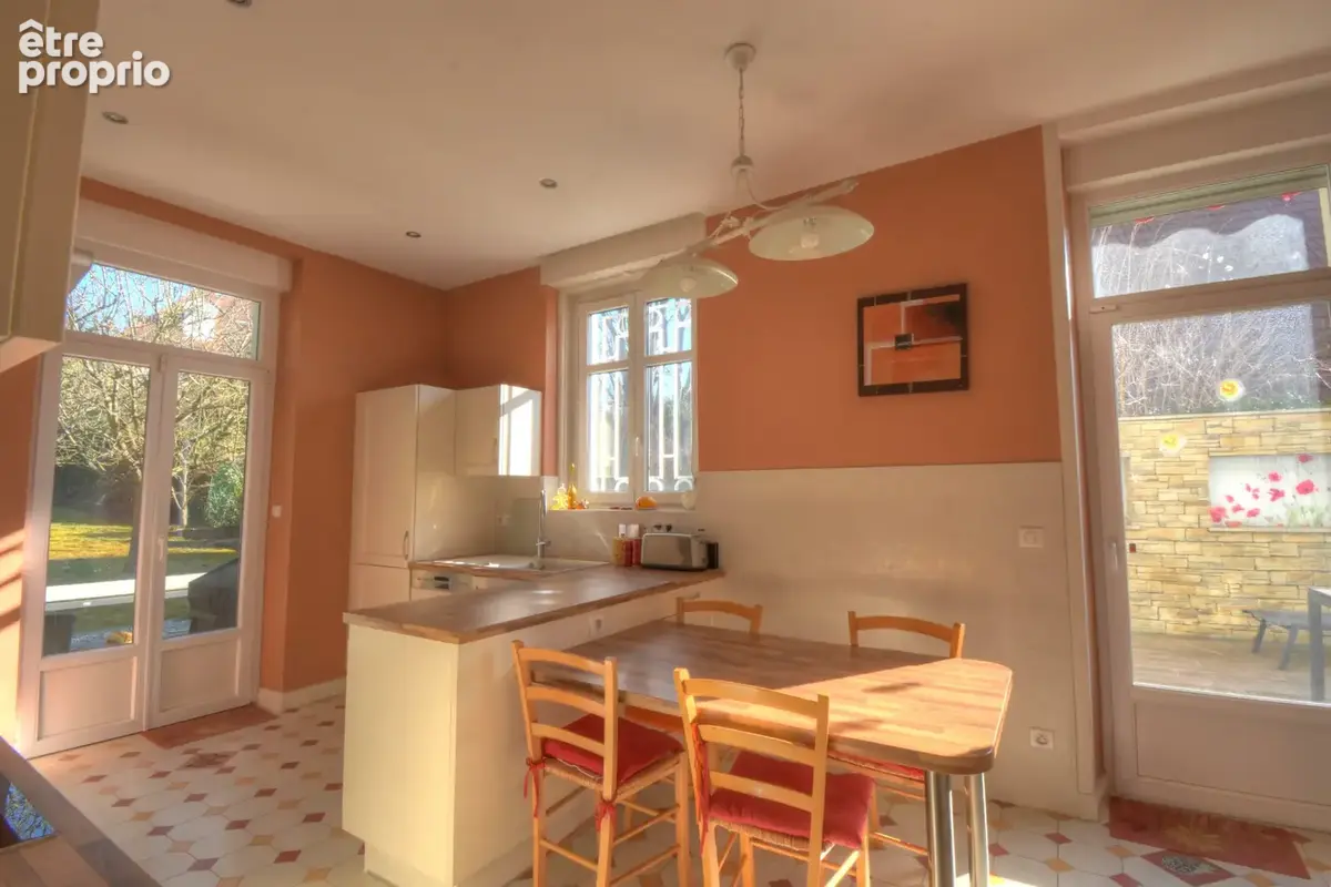 Maison de Maître d'env 280 m2 sur 10 ares - photo 5