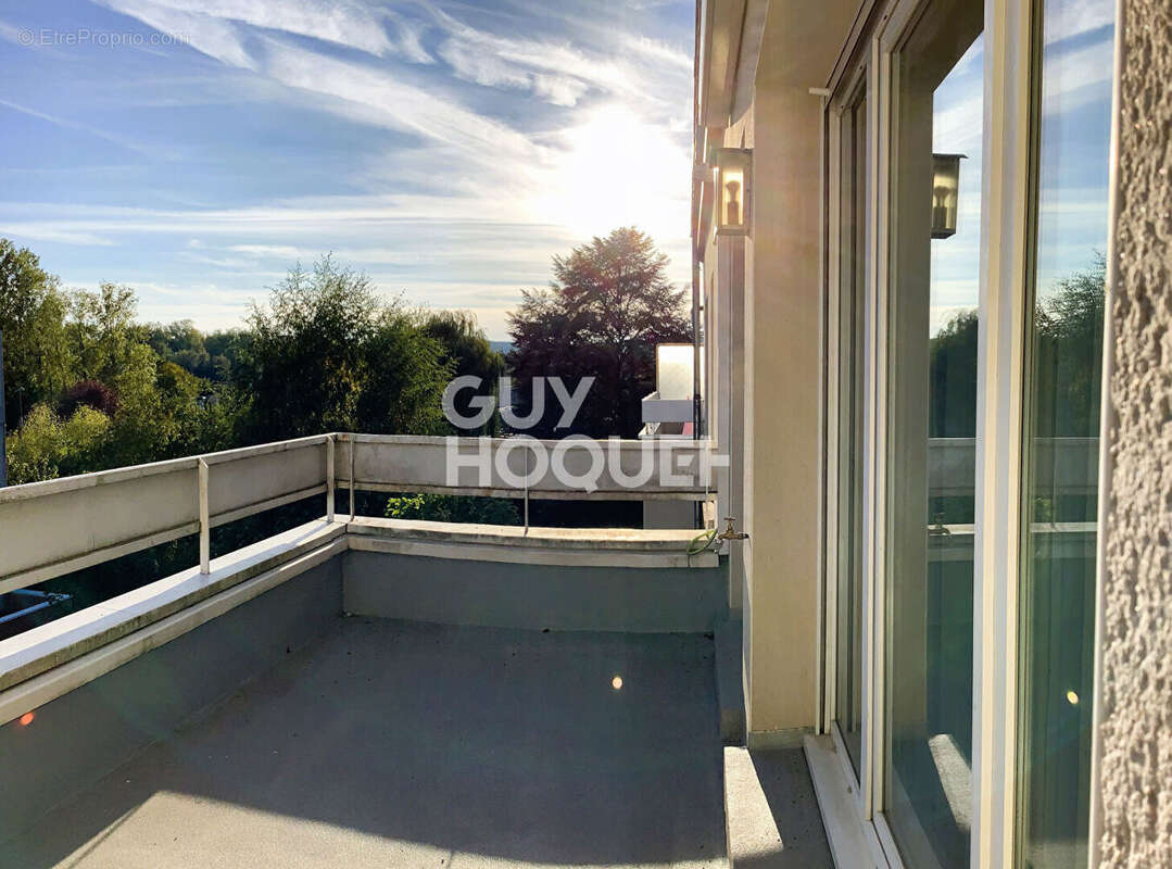 Appartement à SCY-CHAZELLES