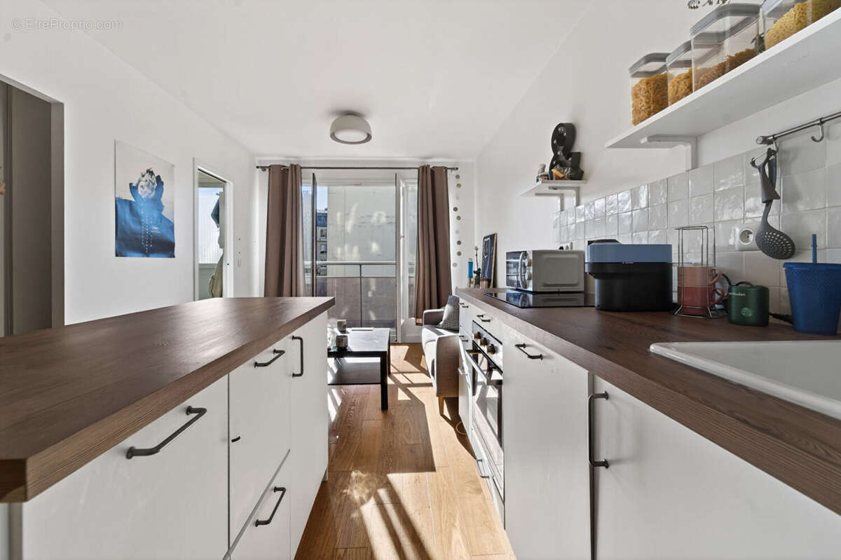 Appartement à PARIS-11E