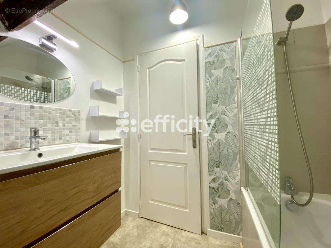 Maison à BERNES-SUR-OISE