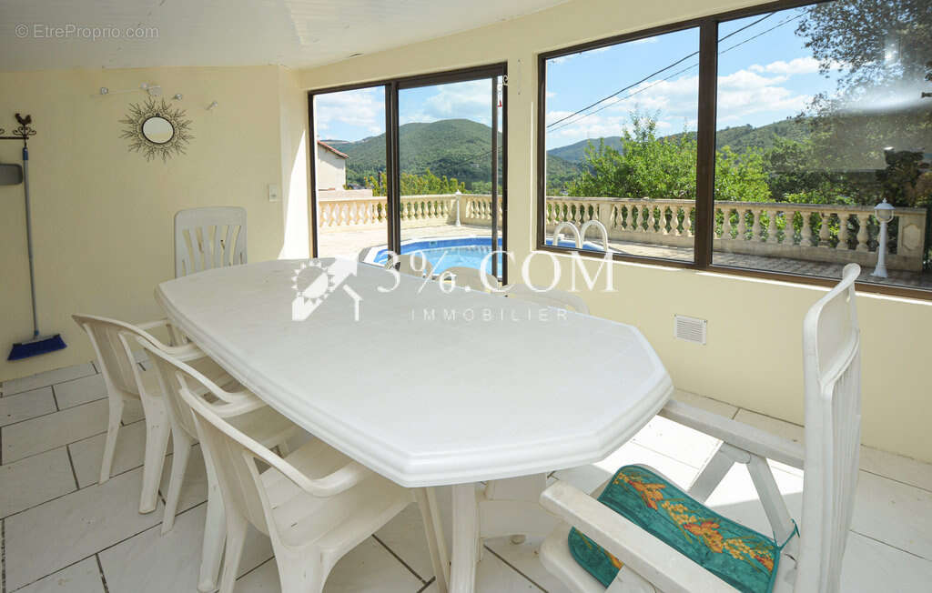 Maison à LES SALLES-DU-GARDON