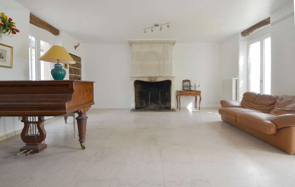 Maison à CROISSY-SUR-SEINE