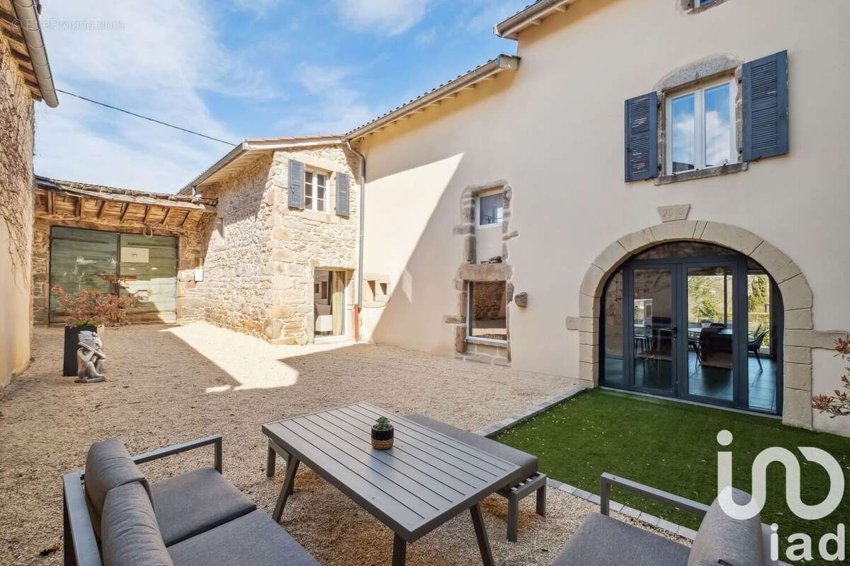 Photo 3 - Maison à SOUCIEU-EN-JARREST