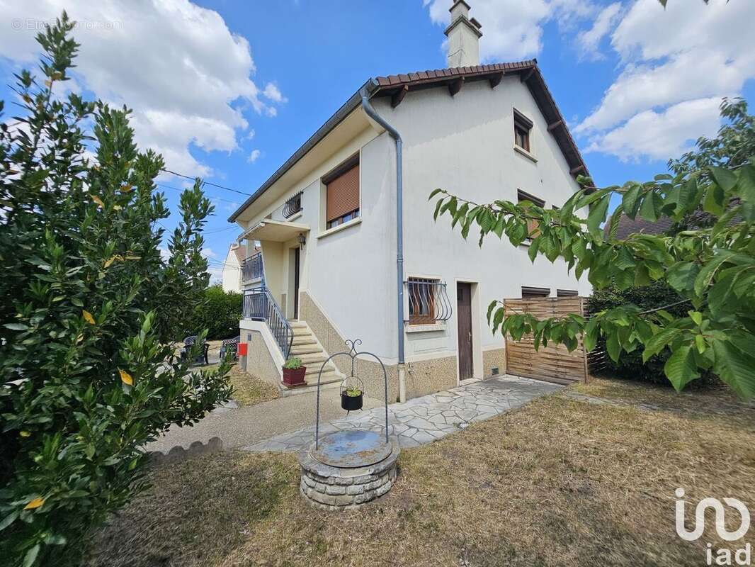 Photo 2 - Appartement à LES MUREAUX