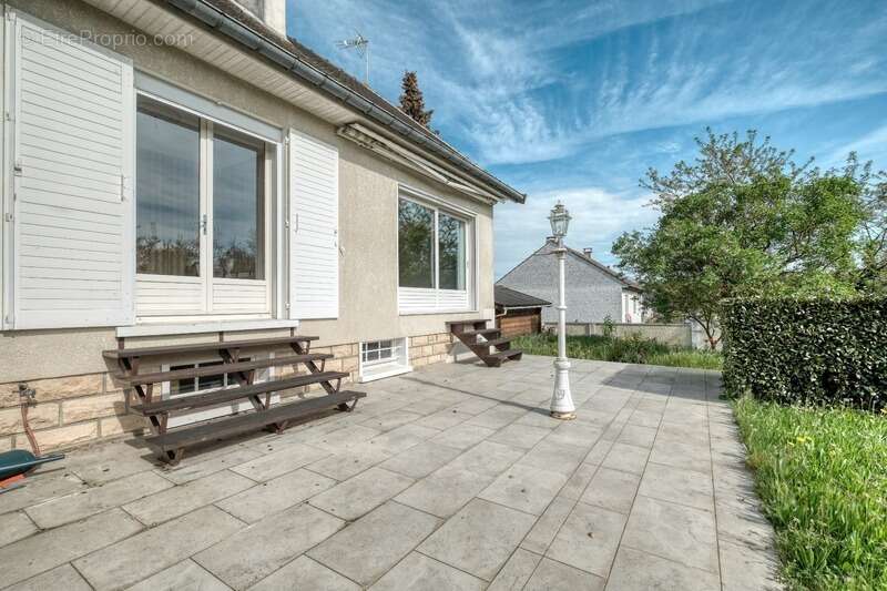 Maison à NANTEUIL-LES-MEAUX