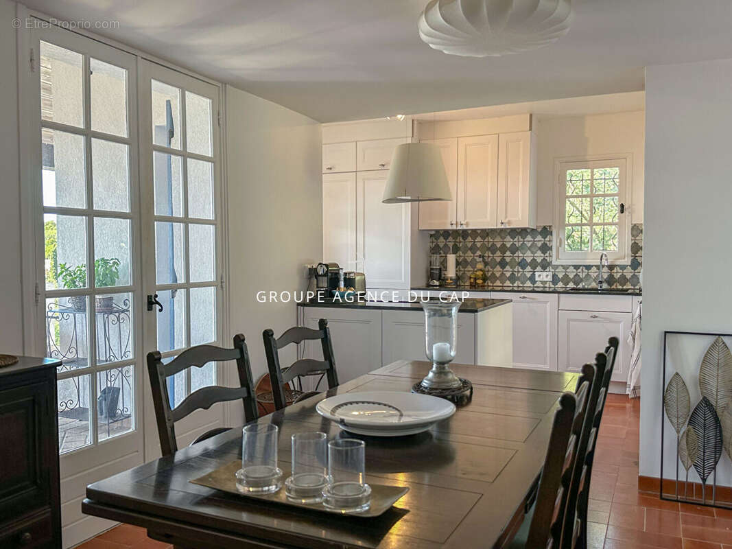 Maison à LES ISSAMBRES