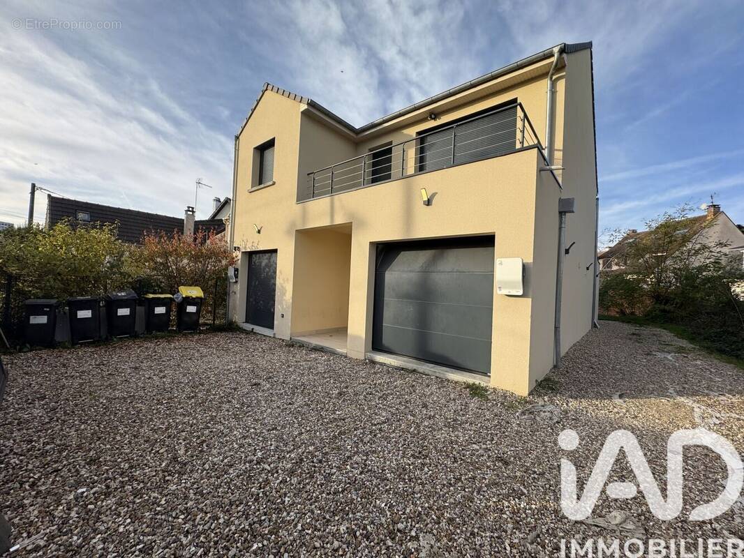 Photo 1 - Maison à CHAMPIGNY-SUR-MARNE