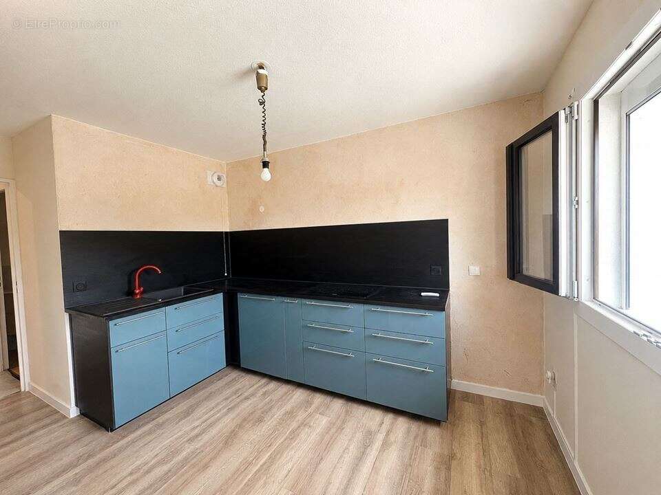 Appartement 32 m² à Cran-Gevrier  - photo 3