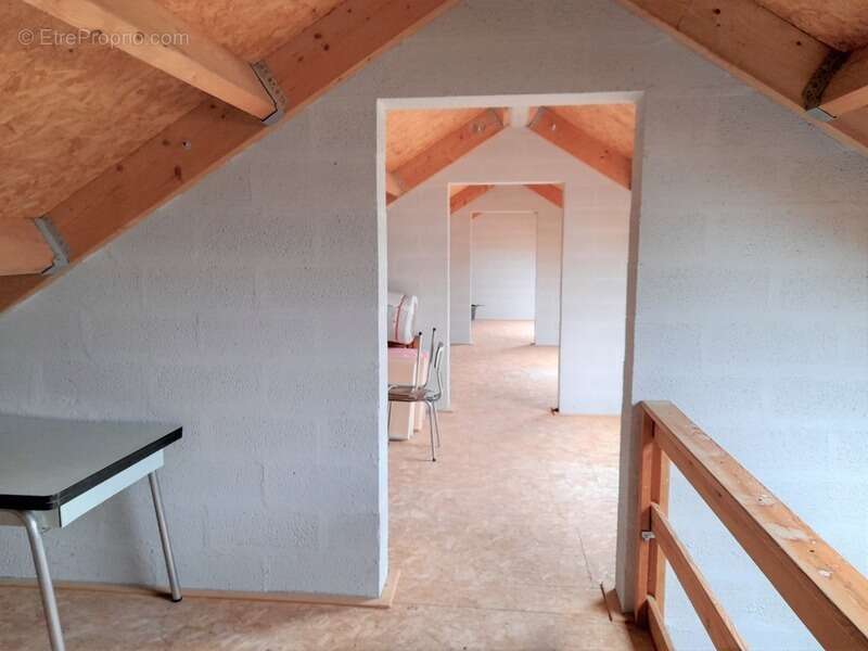 Belle Propriété avec piscine et dépendances - 6 pièces - à vendre - Proche de Villeréal - St Eutrope de Born (Lot-et-Garonne) - photo 14