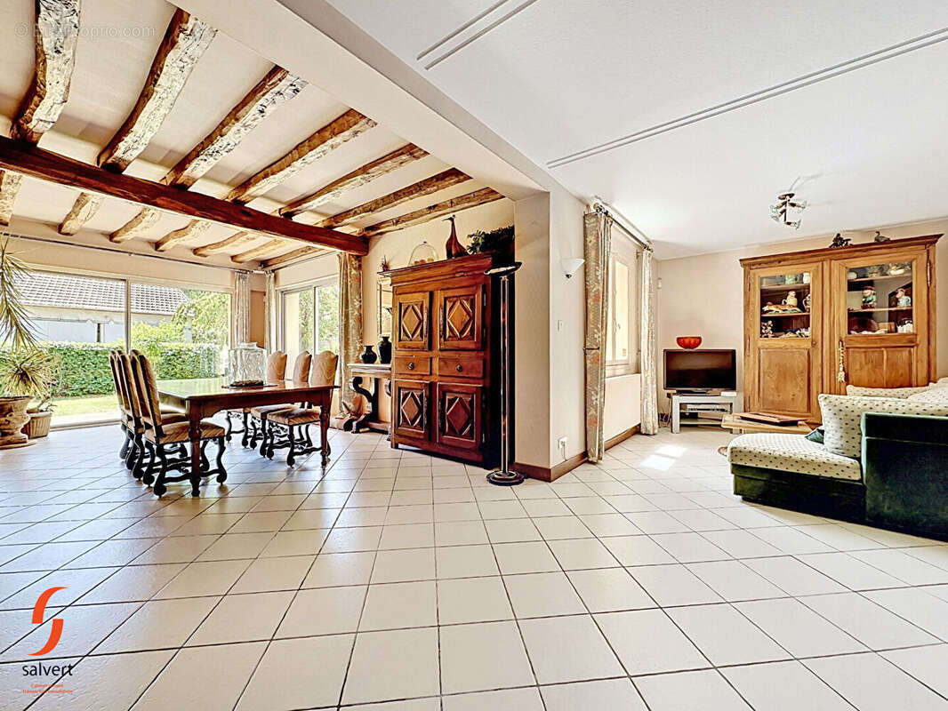 Maison à PREMILHAT