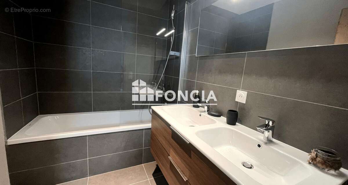 Appartement à LES AVANCHERS-VALMOREL