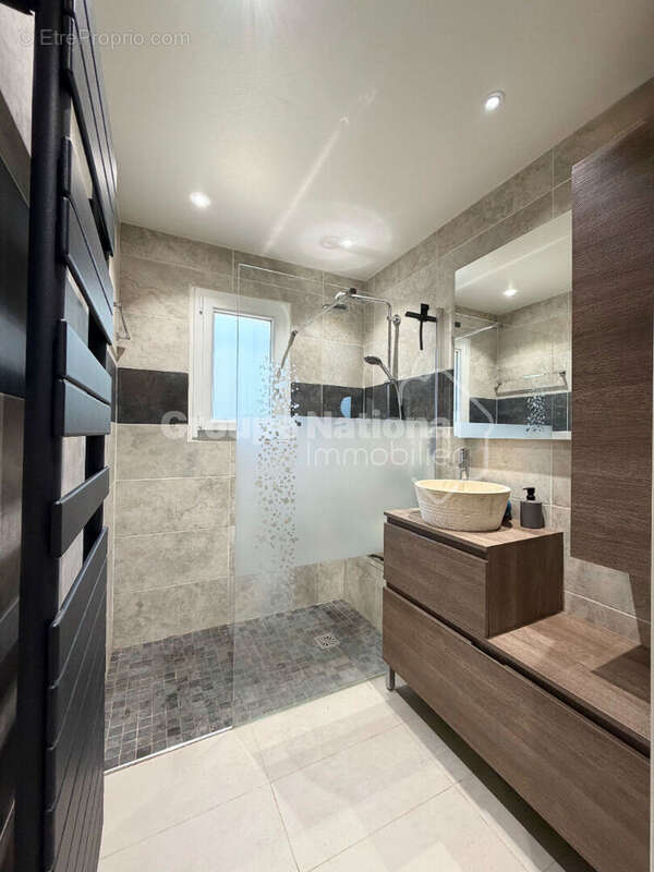 Maison à ENSUES-LA-REDONNE