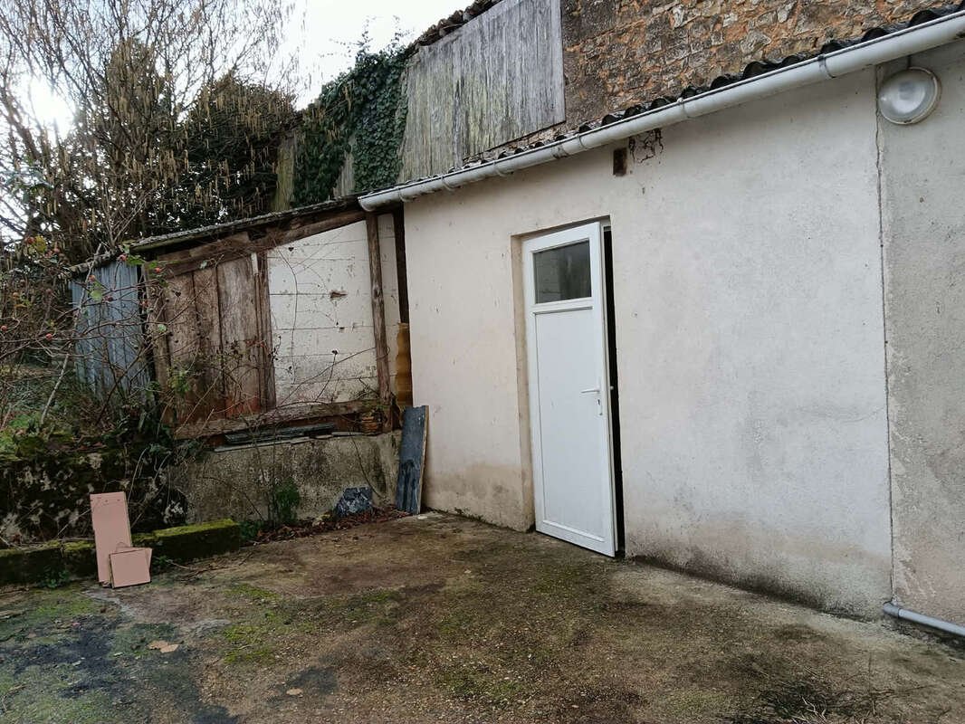 Maison à CEAUX-EN-COUHE