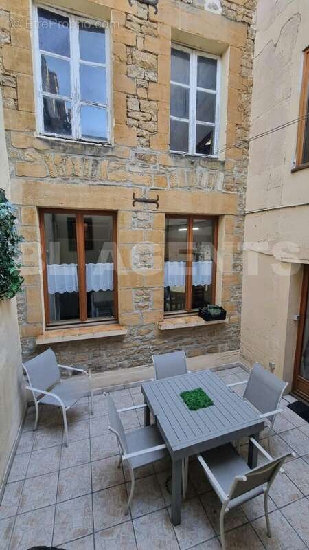 15598942-cdb0-4977-a62e-c66cb48a4257 - Maison à SEDAN