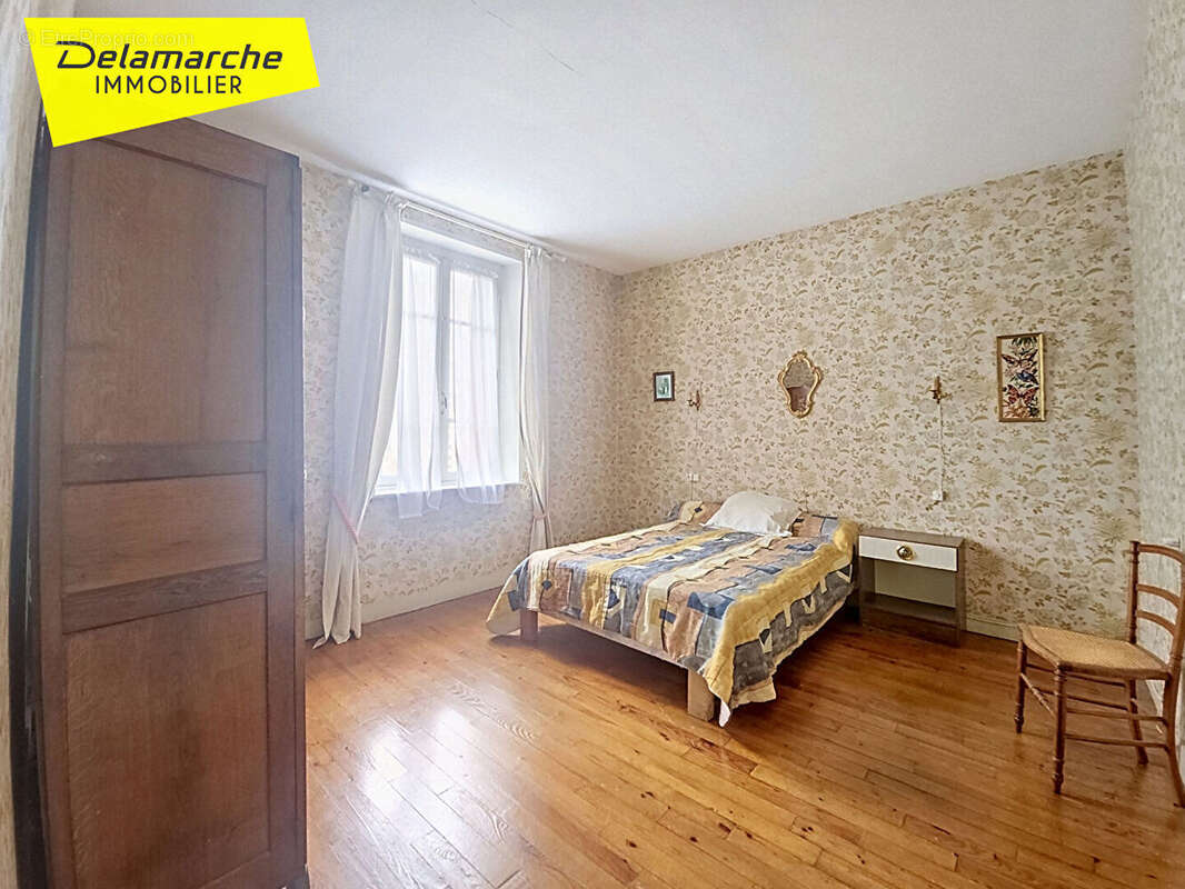 A vendre maison avec dépendance Bricqueville Sur Mer 6 pièces - photo 13