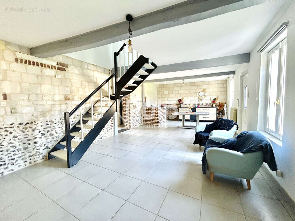 Maison à CAUCHY-A-LA-TOUR