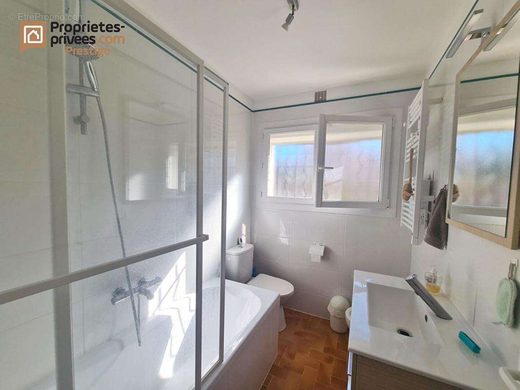 Maison à SIX-FOURS-LES-PLAGES