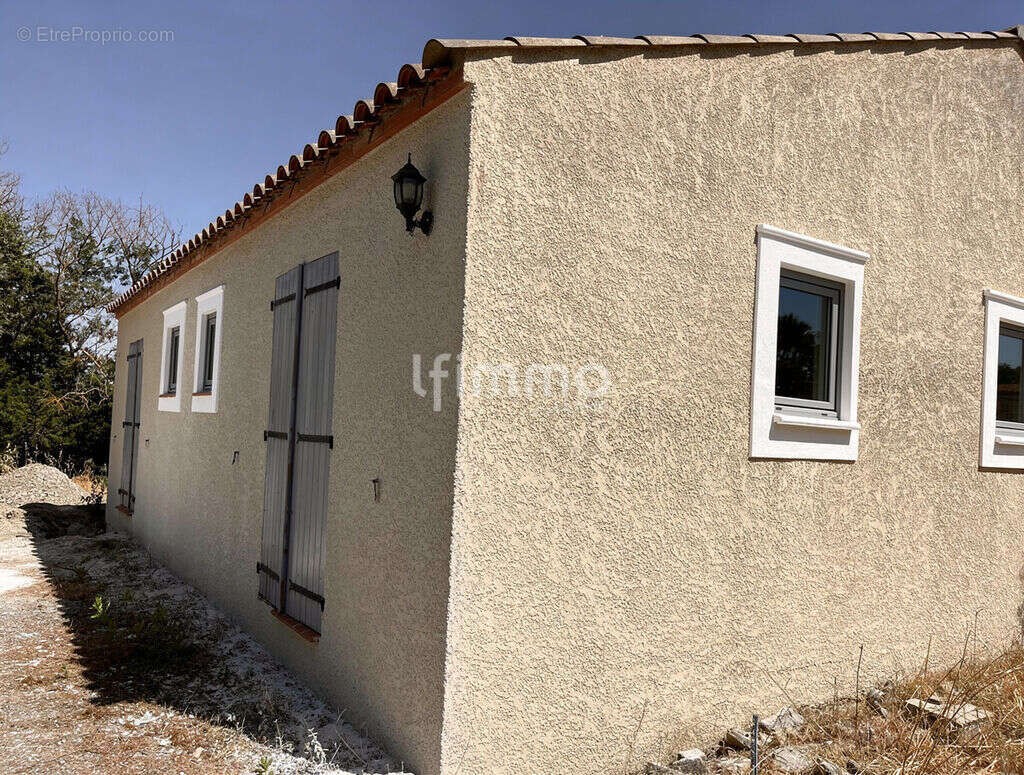maison a renover au sein d'un petit village de l'arrière pays au - photo 7