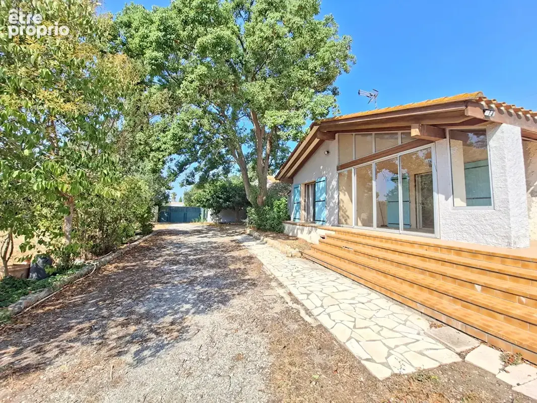 Perpigna Sud Est Maison de Type 4  de145m2 sur 6800m2 de terrain - photo 2