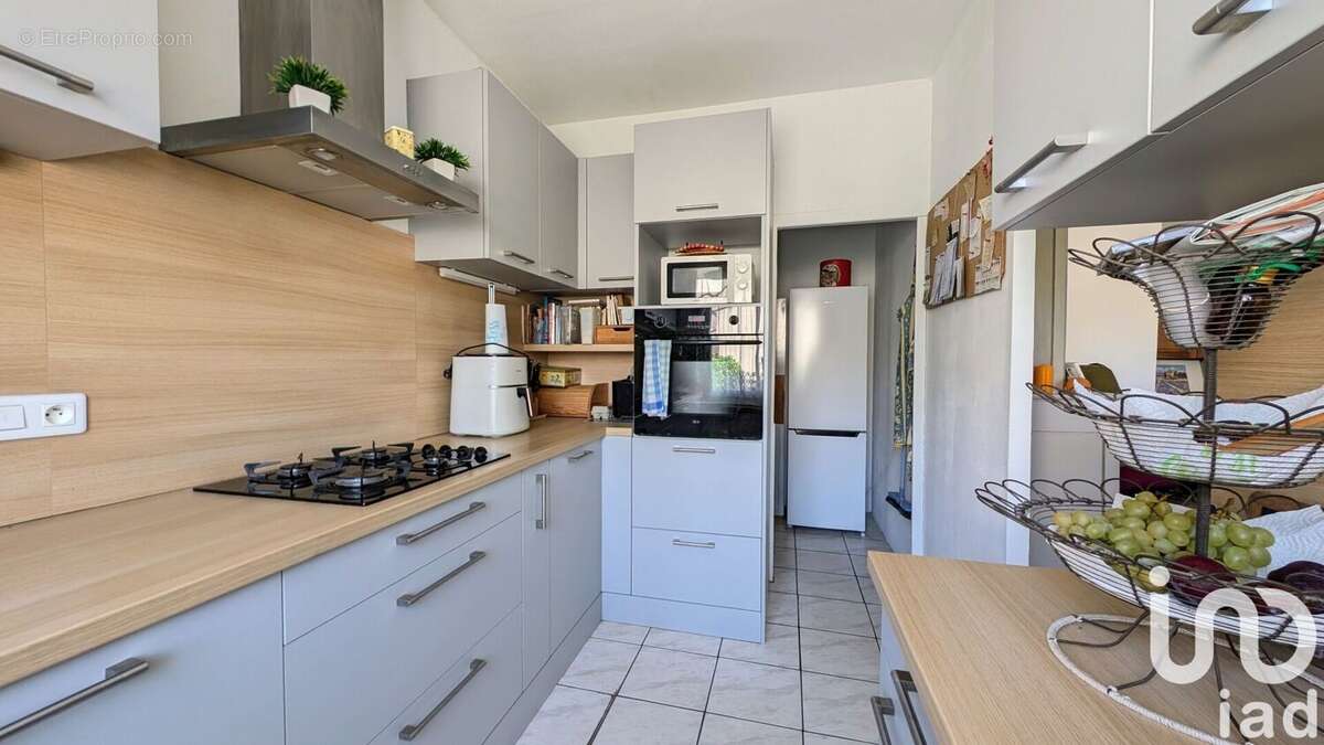 Photo 9 - Maison à ROBION