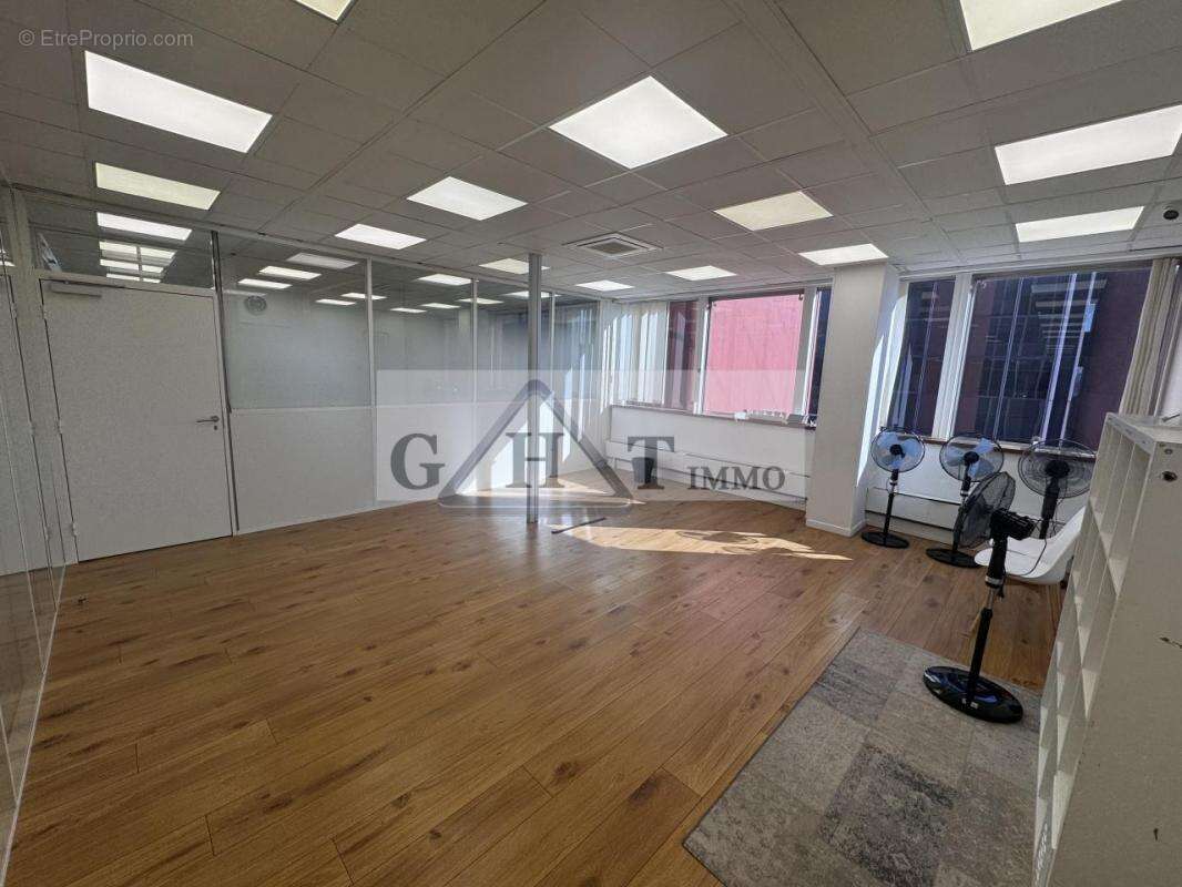 Commerce à MAISONS-ALFORT