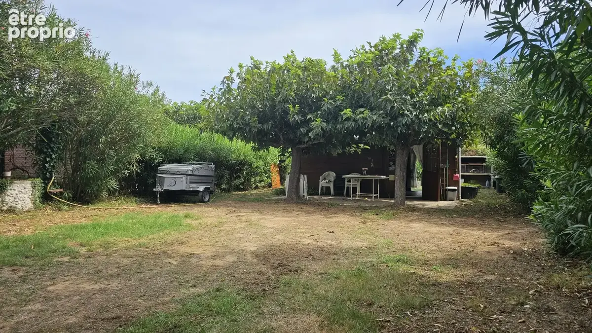 Terrain de loisir arboré de 380m²  avec un bâti et extérieurs - photo 3