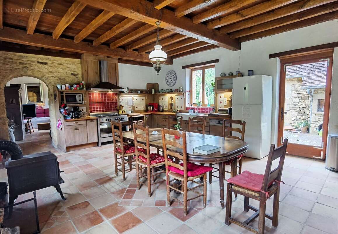 Cuisine - Maison à EXCIDEUIL
